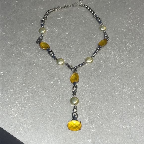 Jewelry - Heavy yellow Crystal on Silver necklace with pearls